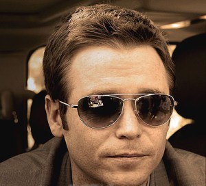 What sunglasses do they wear in Entourage? 